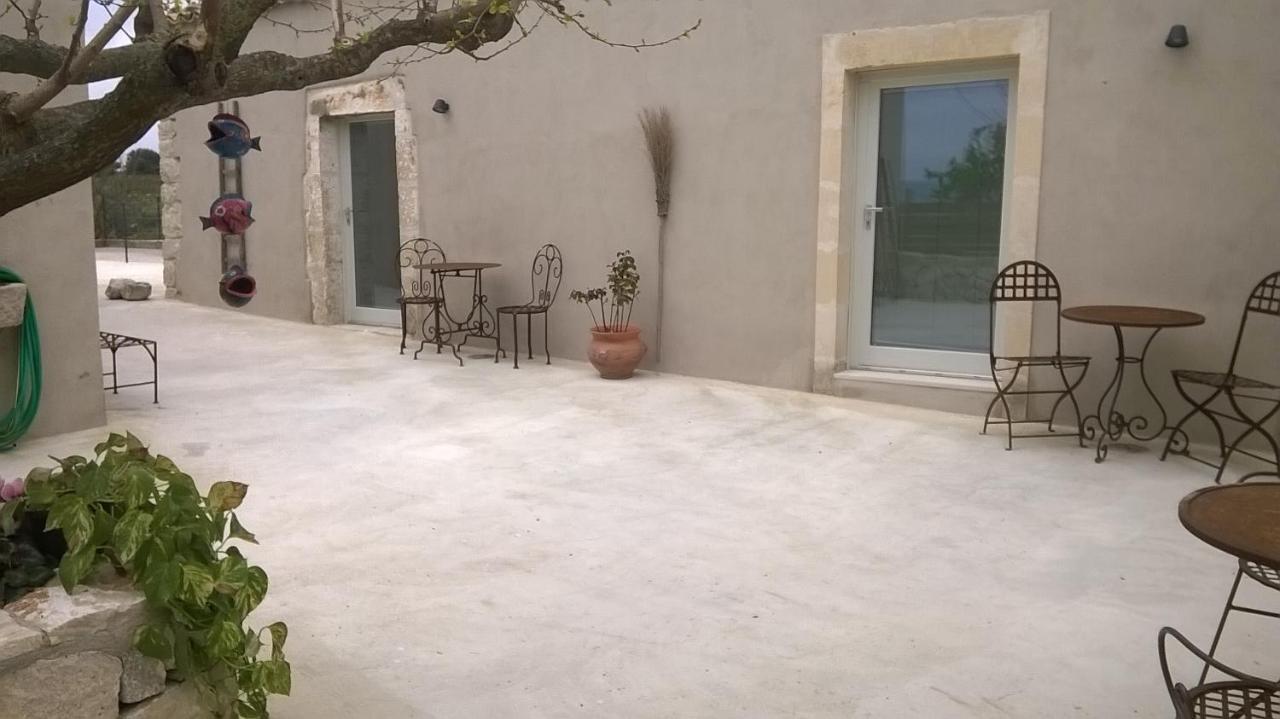 Casa Giufa B&B Chiaramonte Gulfi Bagian luar foto