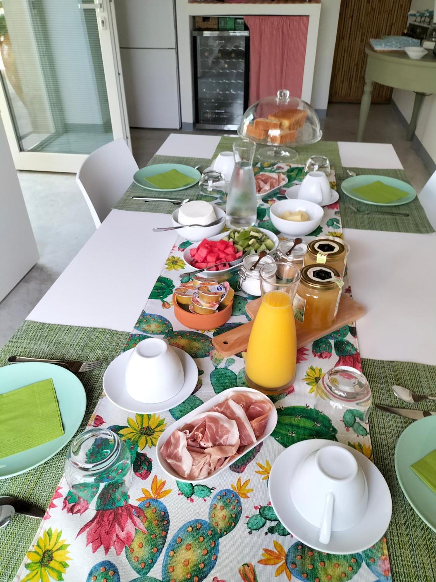 Casa Giufa B&B Chiaramonte Gulfi Bagian luar foto